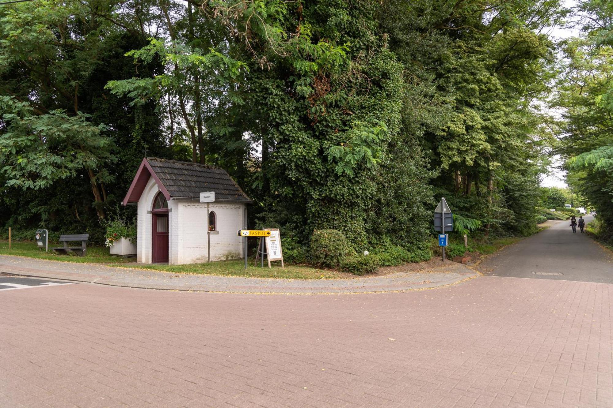 B&B Sasput Hasselt Exteriör bild